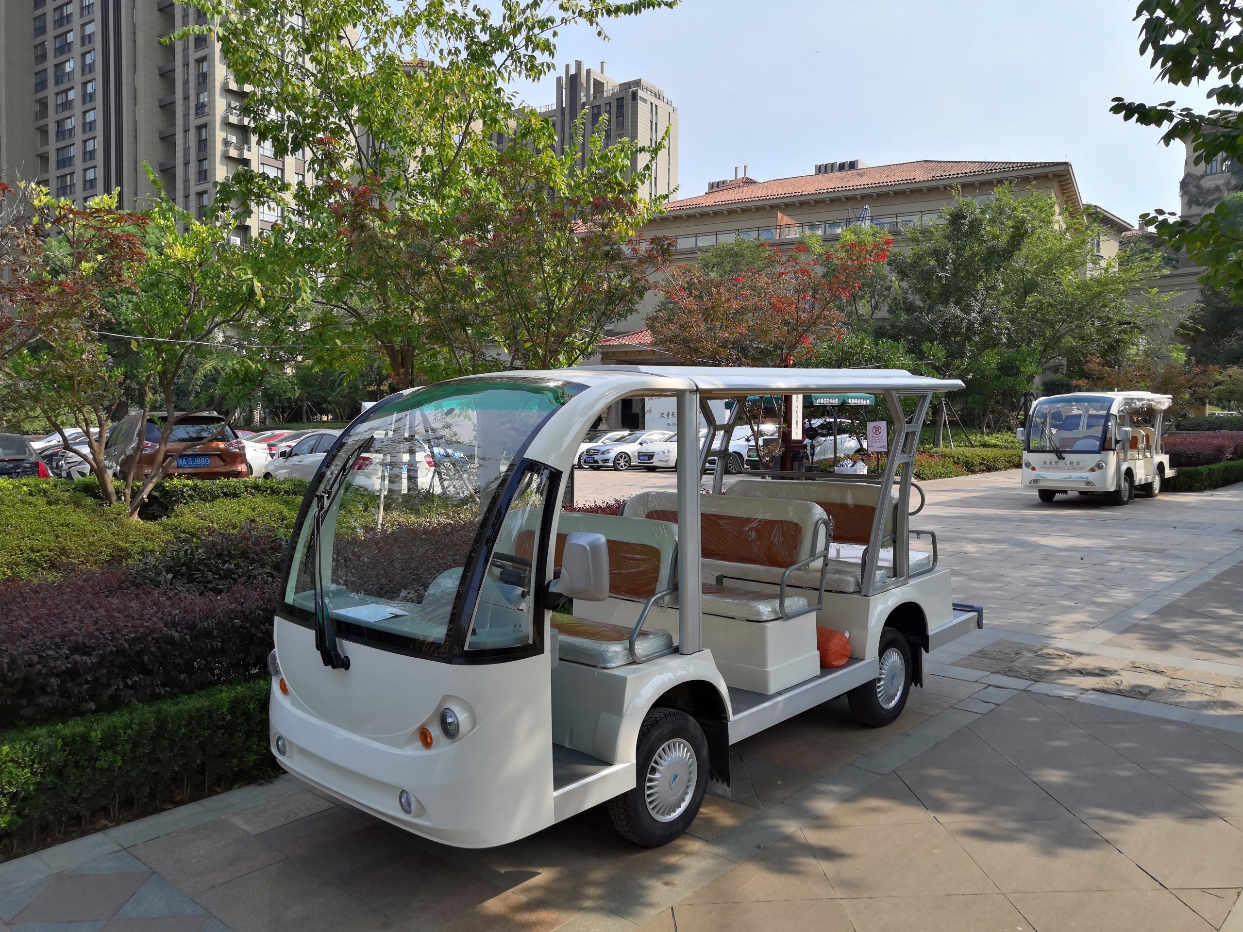 11座电动观光车 缩略图 7